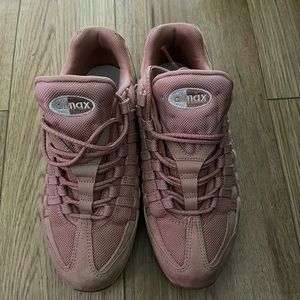 EUC weaved Nike AirMax 95